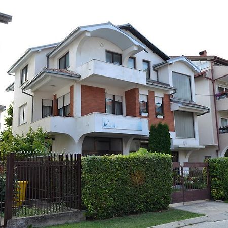 Apartment In Прилеп Екстериор снимка